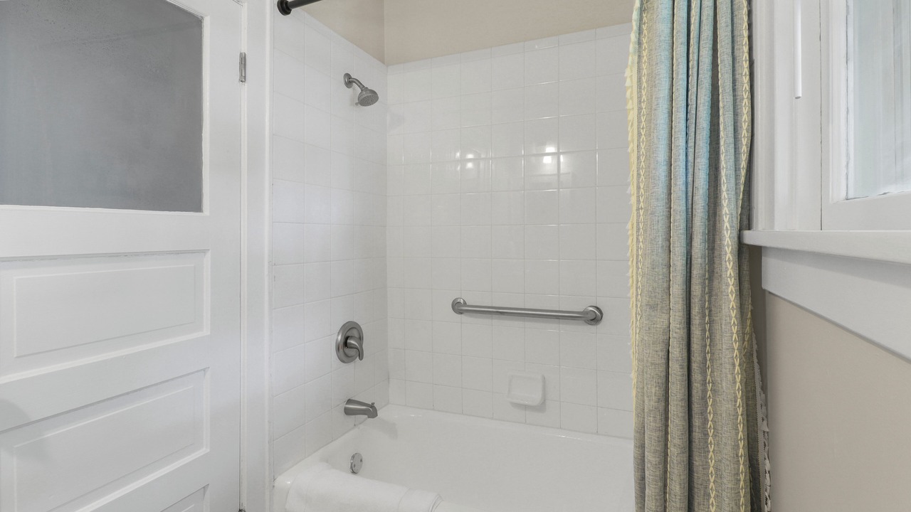 Photo of Bathroom in Lake Forest