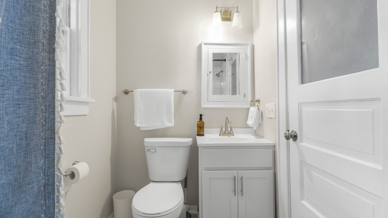 Photo of Bathroom in Lake Forest