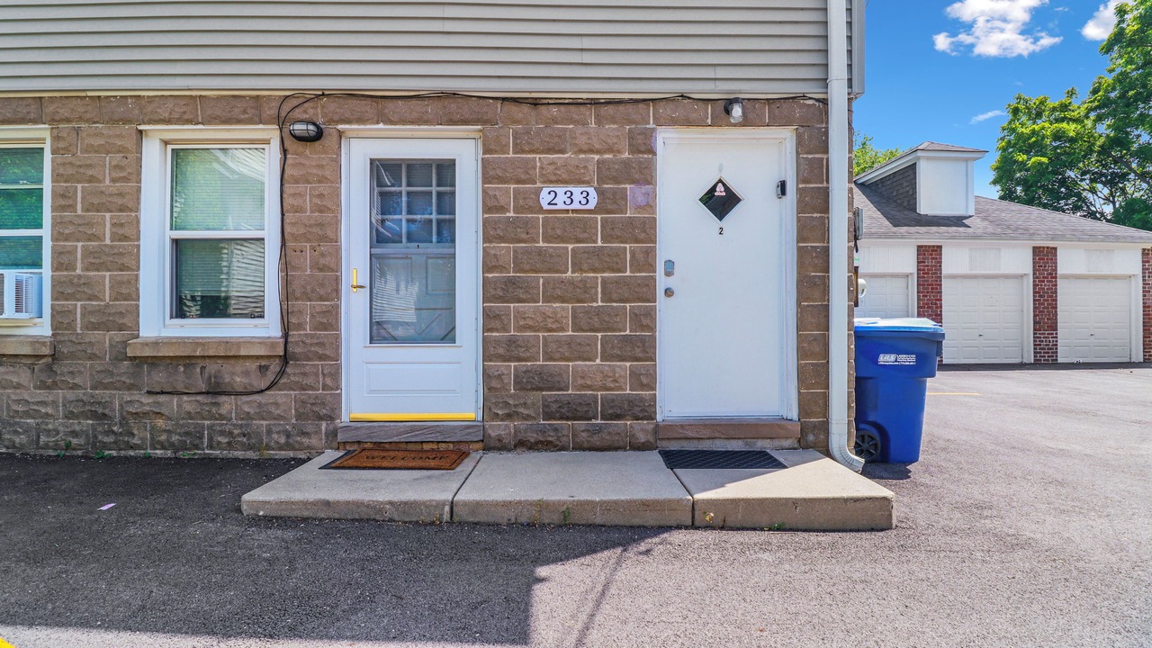 Photo of Outdoor in Highwood