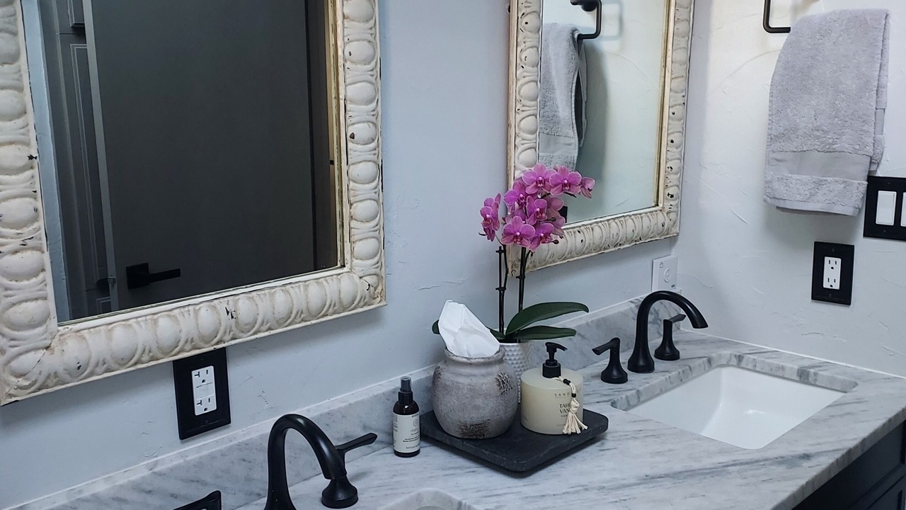 Photo of Bathroom in Ashwaubenon