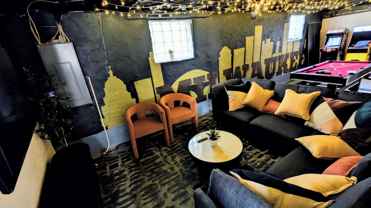 Photo of Livingroom in Marquette