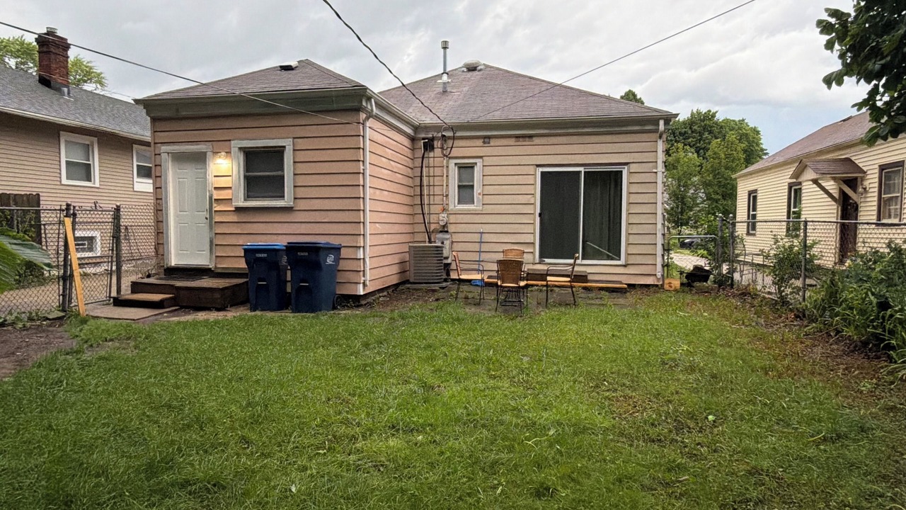Photo of Outdoor in Waukegan