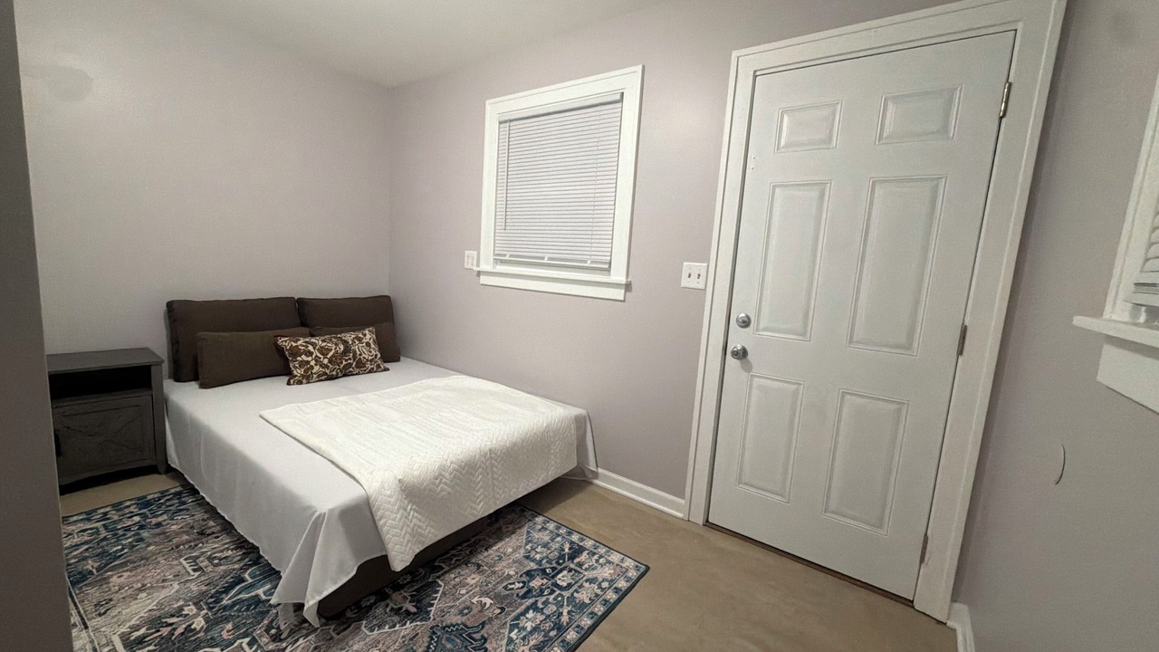 Photo of Bedroom in Waukegan