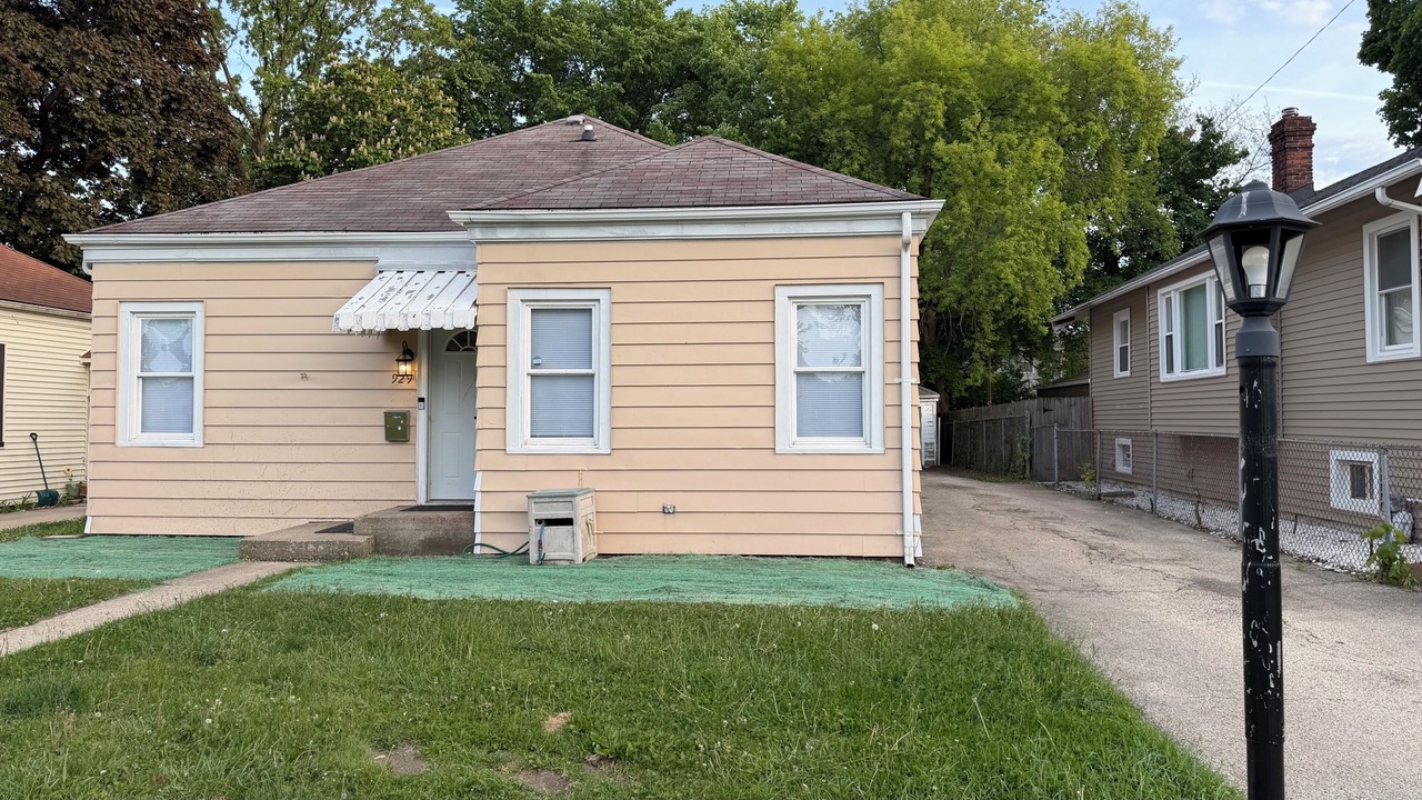 Photo of Outdoor in Waukegan