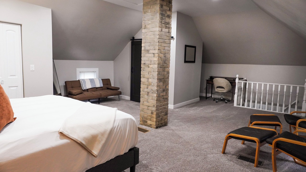Photo of Bedroom in Roosevelt Park