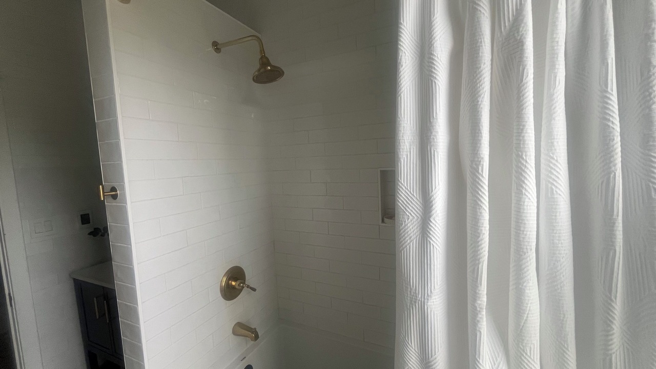 Photo of Bathroom in Oak Park