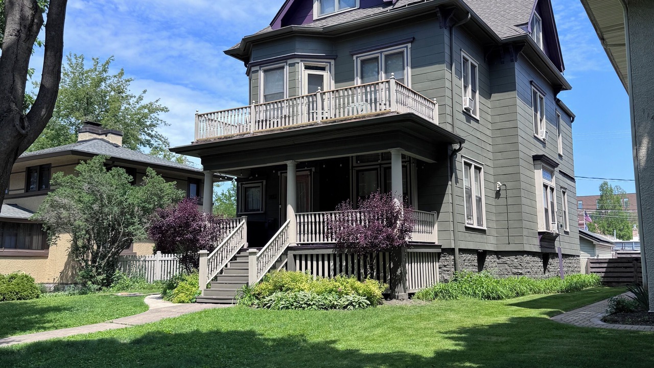 Photo of Outdoor in Oak Park