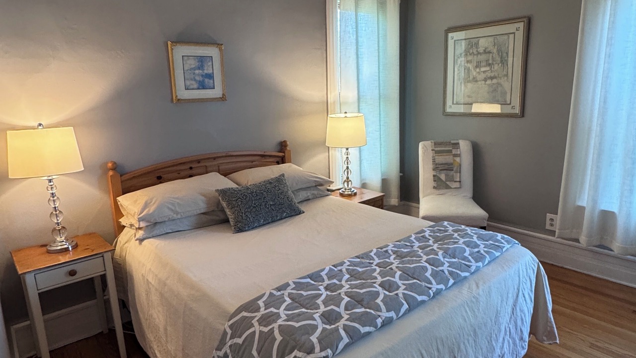 Photo of Bedroom in Oak Park