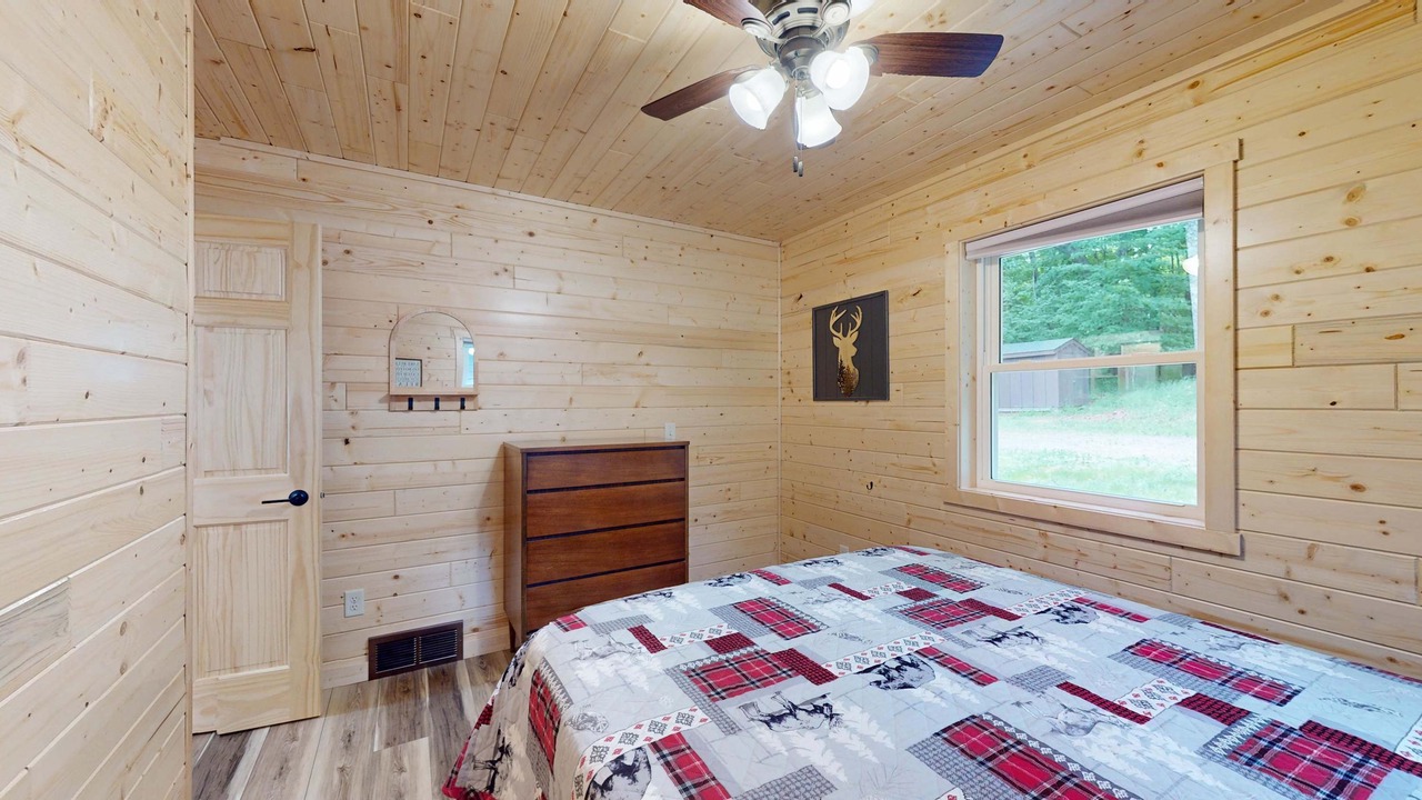 Photo of Bedroom in Conover