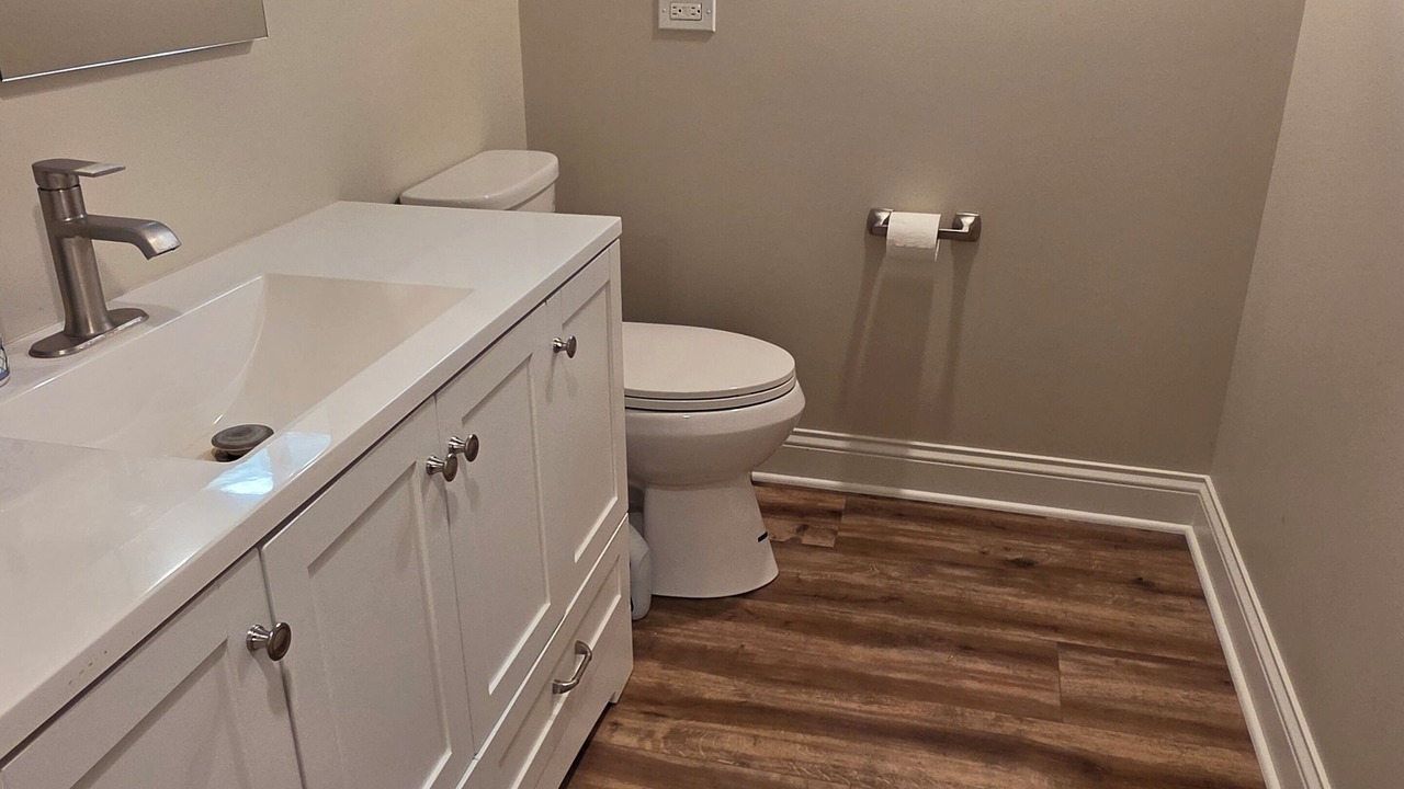 Photo of Bathroom in Roselle