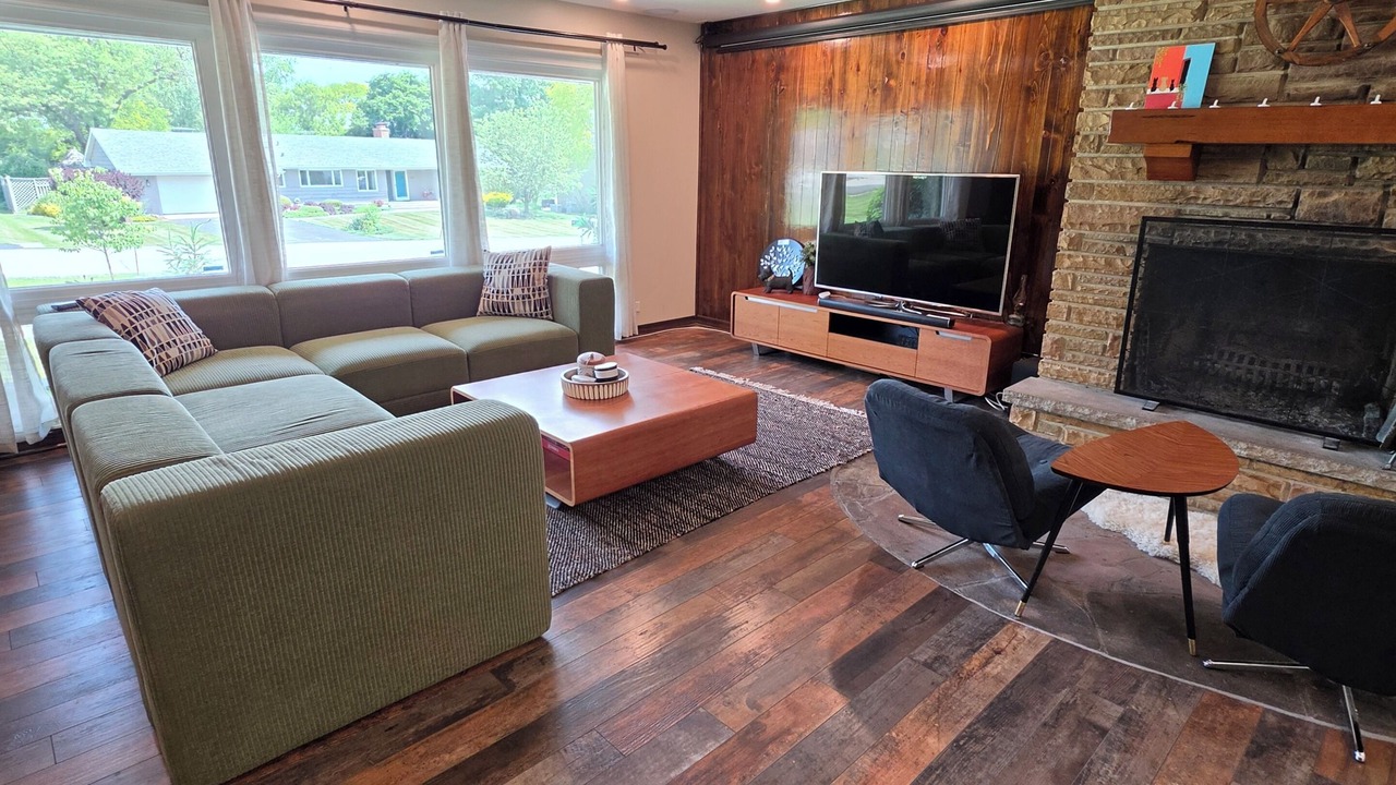 Photo of Livingroom in Roselle
