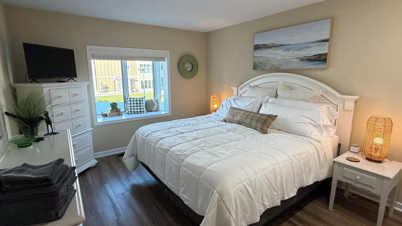 Photo of Bedroom in Spring Lake