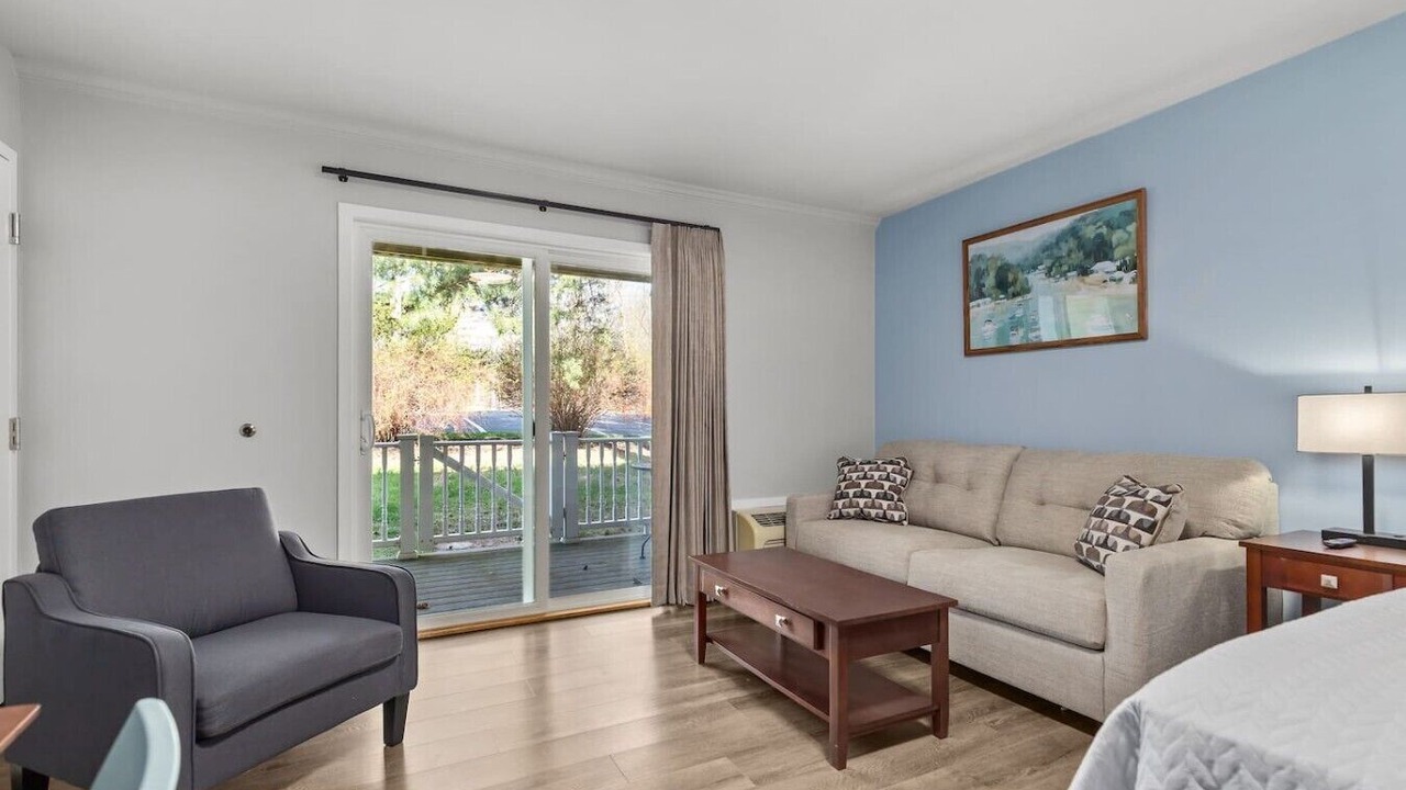 Photo of Livingroom in Elkhart Lake