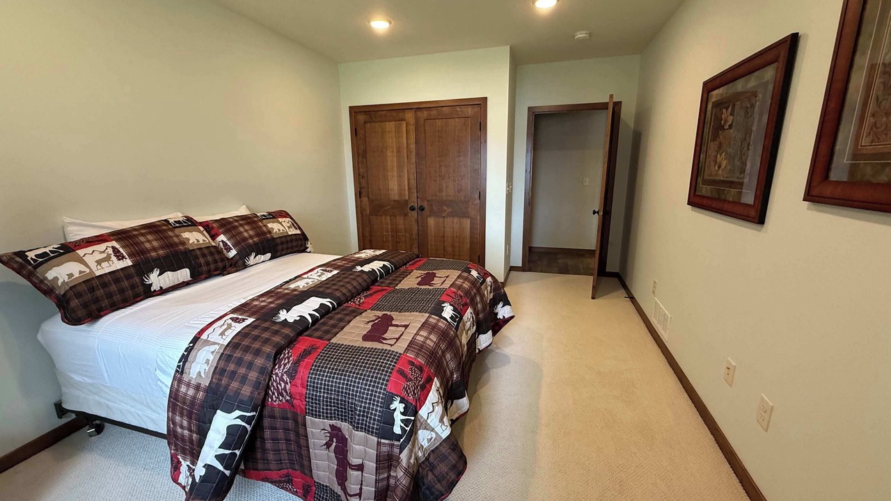 Photo of Bedroom in Lac du Flambeau