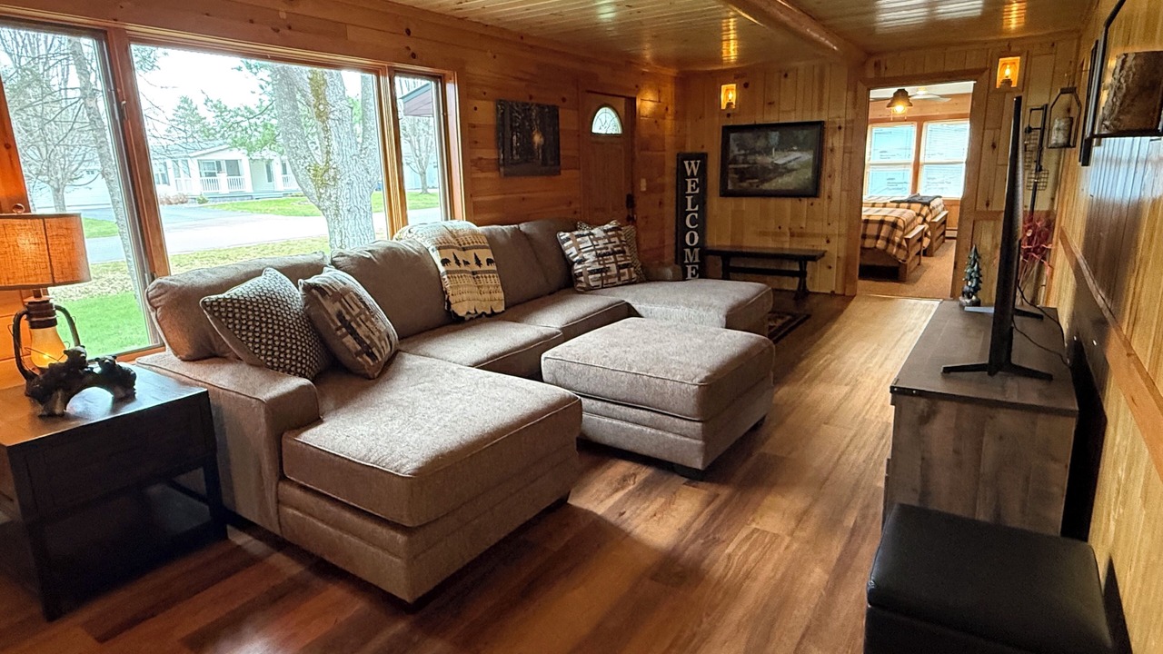 Photo of Livingroom in Eagle River