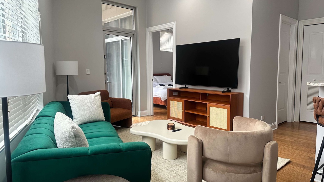 Photo of Livingroom in River West