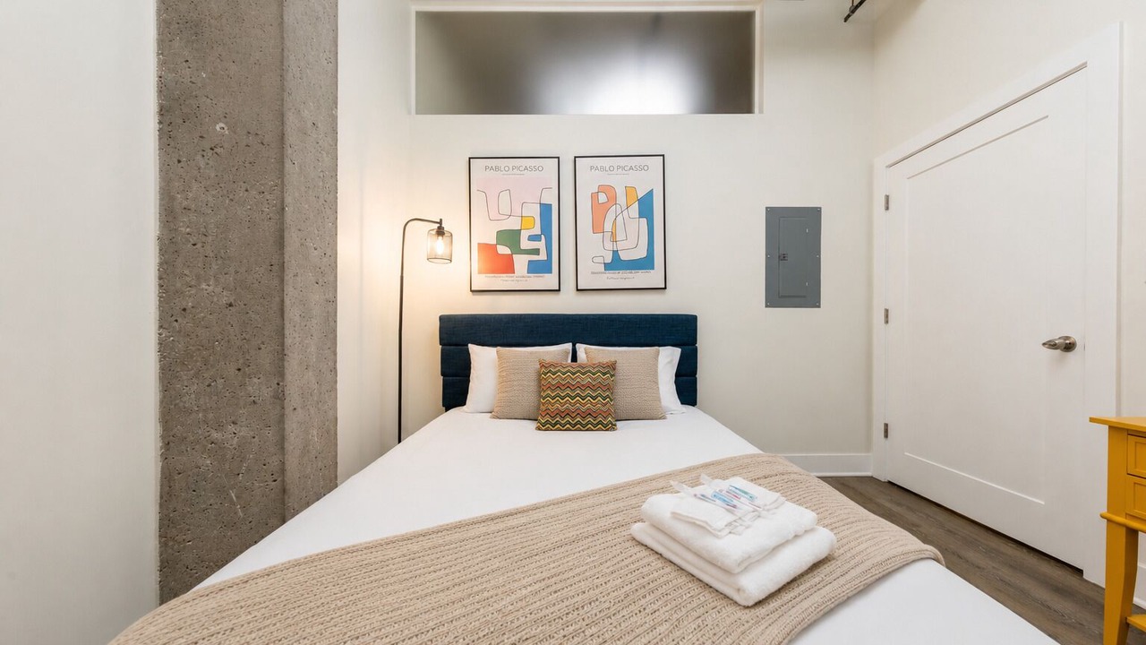 Photo of Bedroom in Near South Side