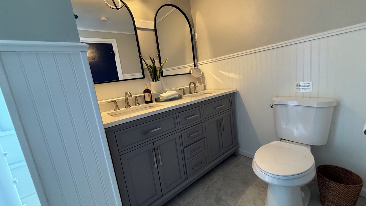 Photo of Bathroom in Lake Geneva