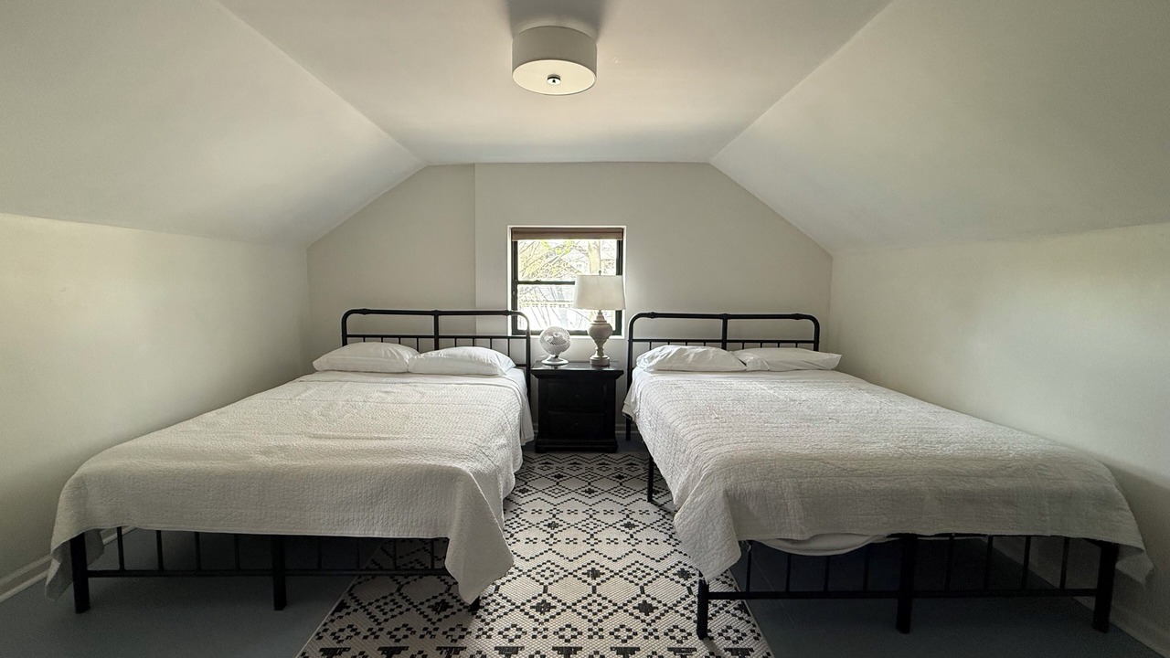 Photo of Bedroom in Lake Geneva