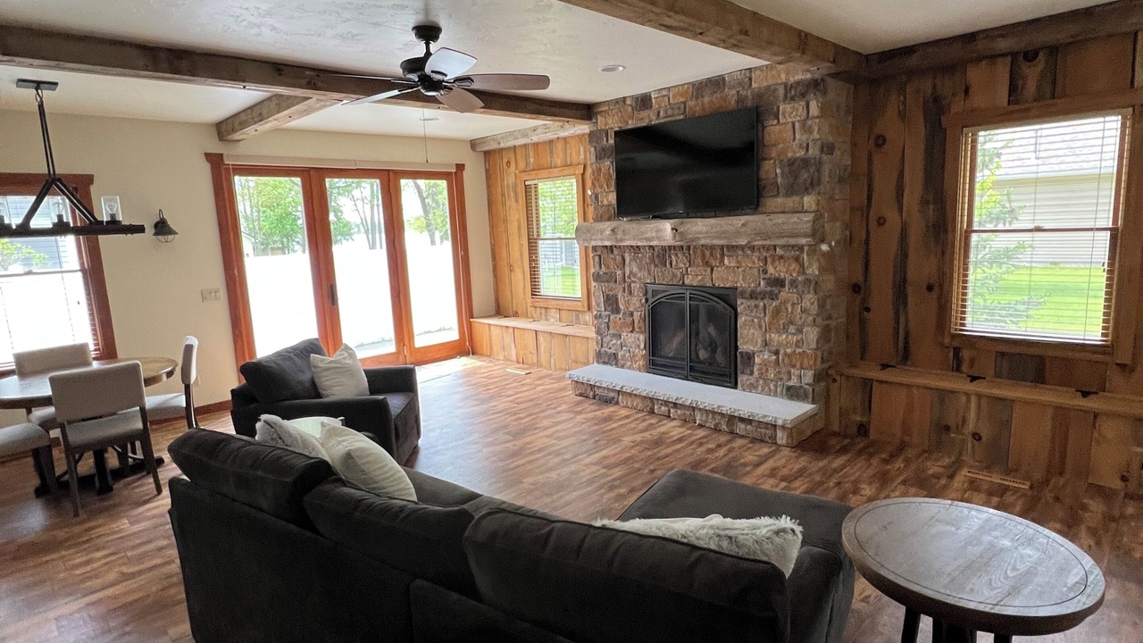Photo of Livingroom in Shawano