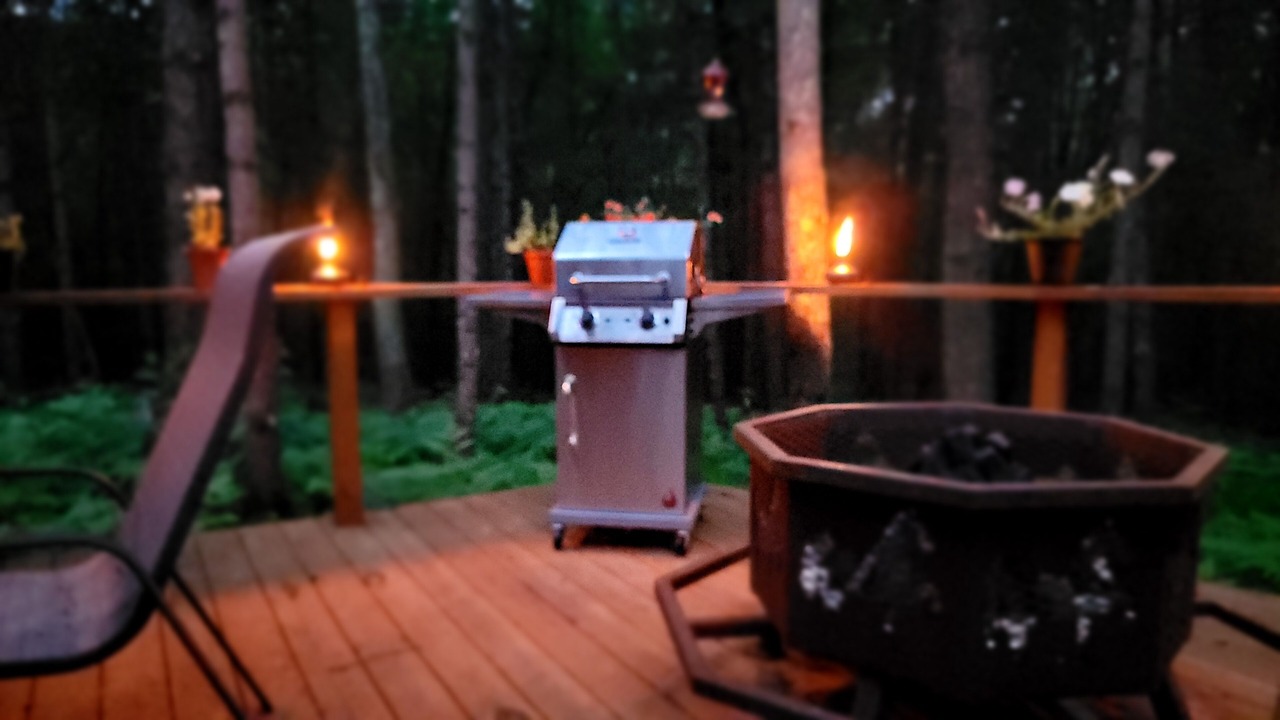 Photo of Outdoor in Irons