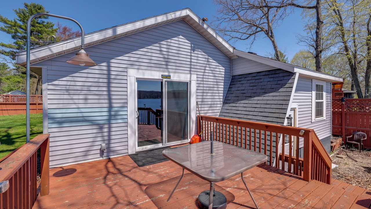 Photo of Patio Balcony in Newaygo