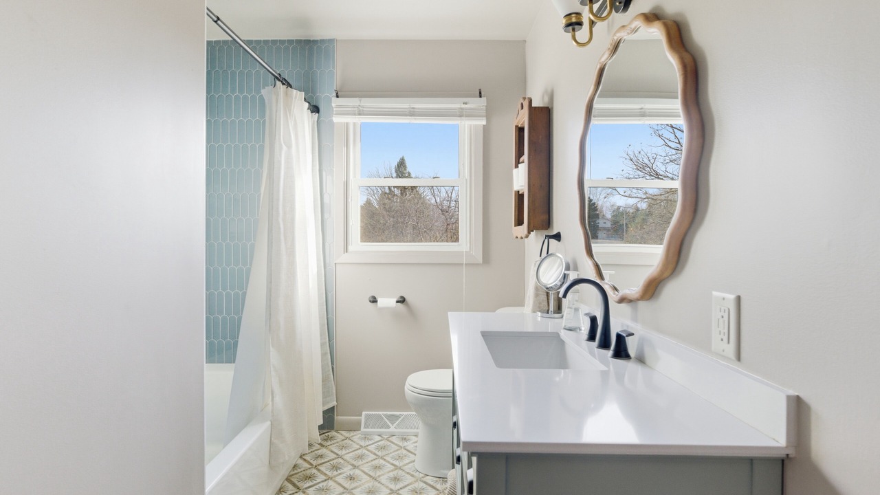Photo of Bathroom in Council Bluffs