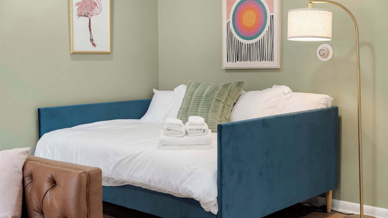 Photo of Bedroom in Lombard