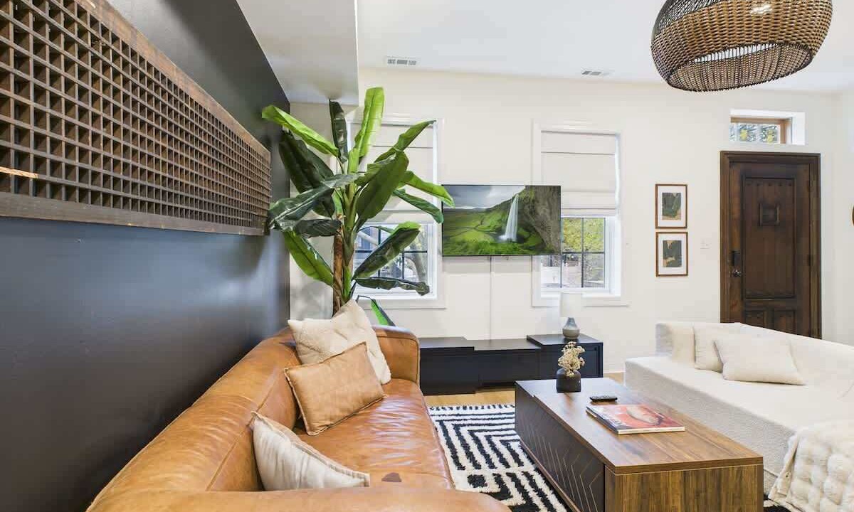 Photo of Bedroom in West Town