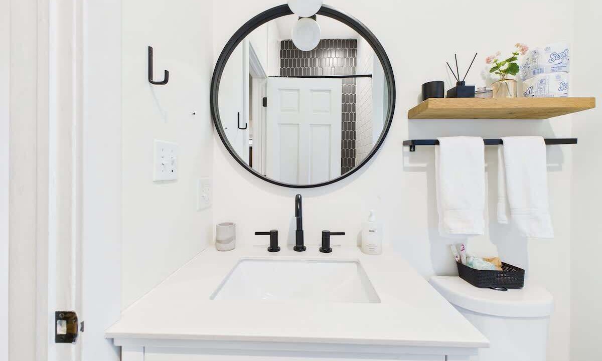 Photo of Bathroom in West Town