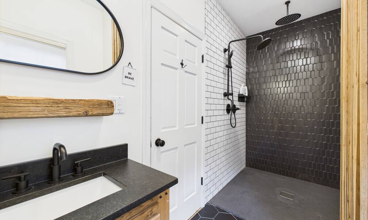 Photo of Bathroom in West Town