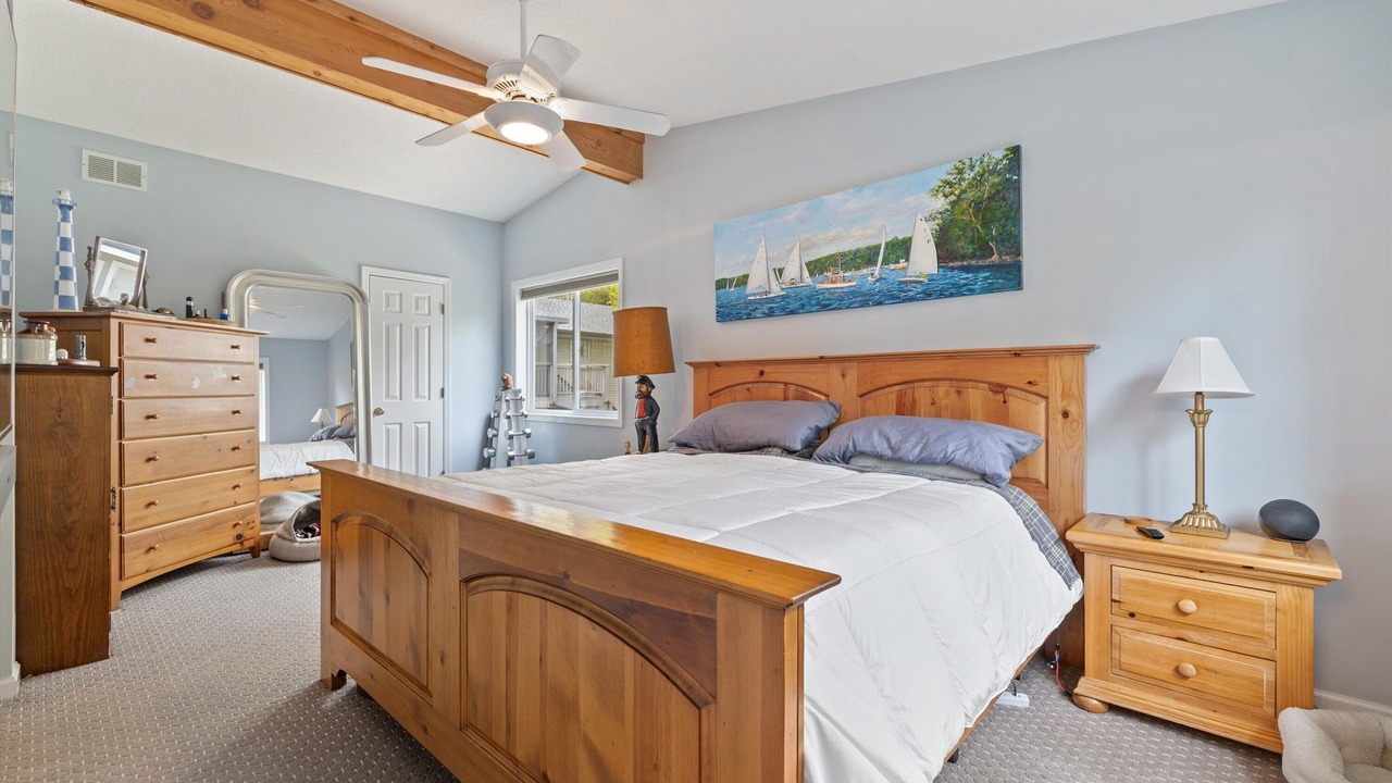 Photo of Bedroom in Williams Bay