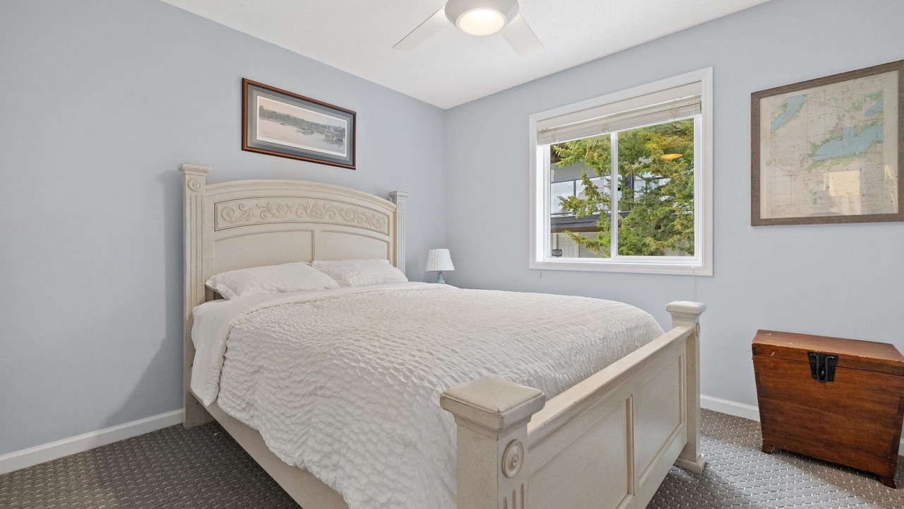 Photo of Bedroom in Williams Bay