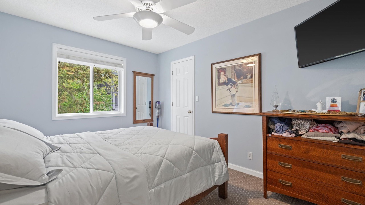 Photo of Bedroom in Williams Bay