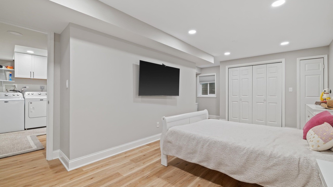 Photo of Bedroom in Williams Bay