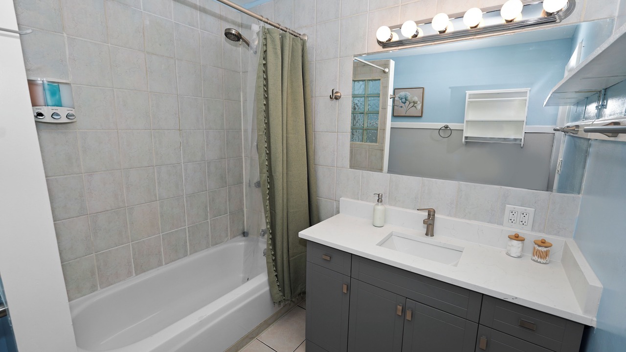 Photo of Bathroom in Pulaski Park