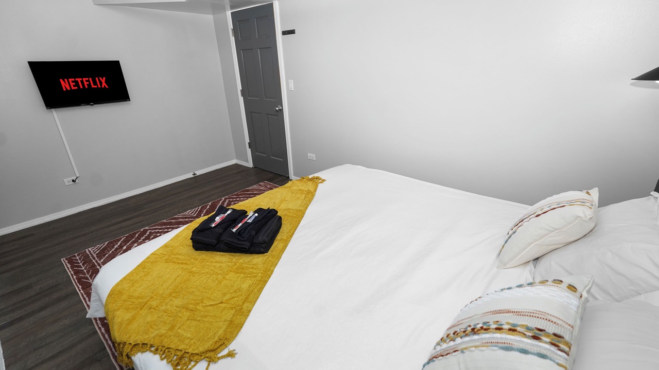 Photo of Bedroom in Pulaski Park