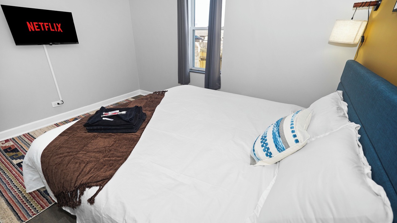 Photo of Bedroom in Pulaski Park
