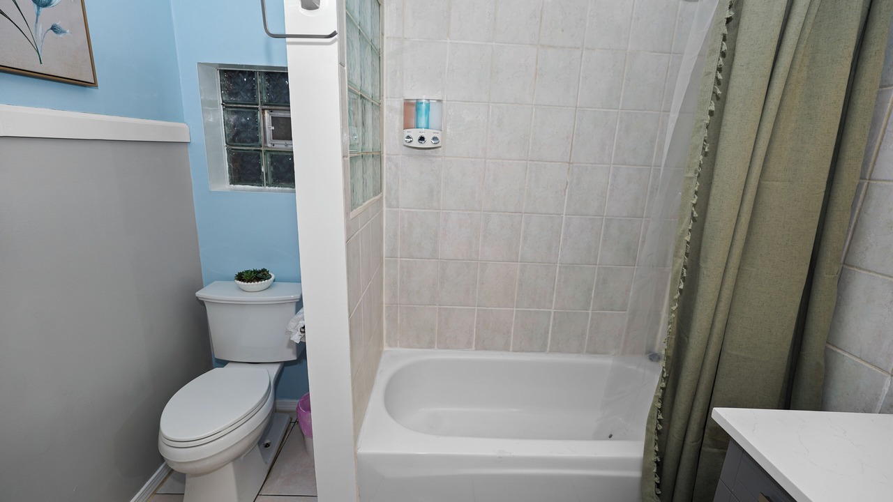 Photo of Bathroom in Pulaski Park