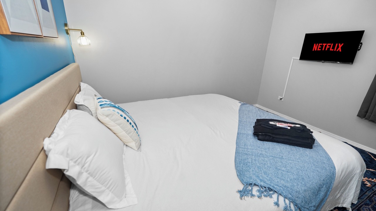 Photo of Bedroom in Pulaski Park