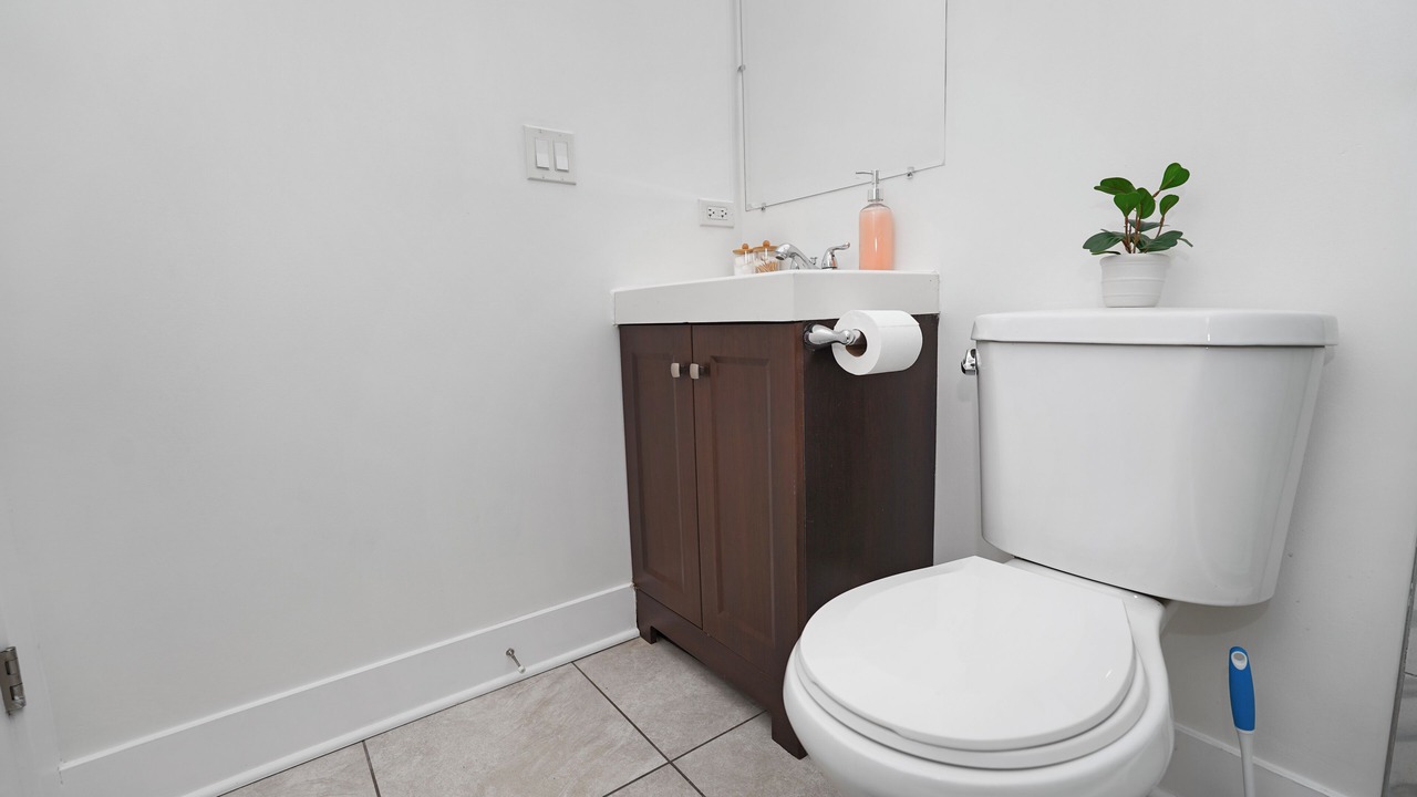 Photo of Bathroom in Near South Side