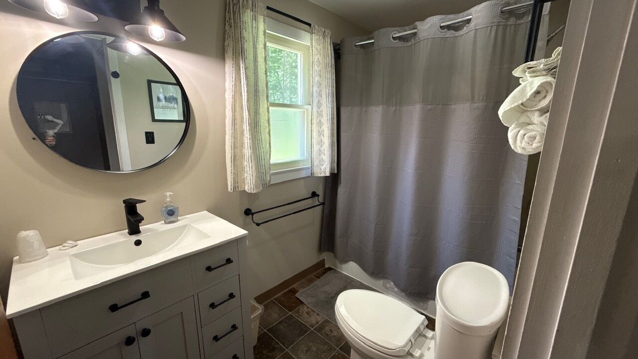 Photo of Bathroom in Ontonagon