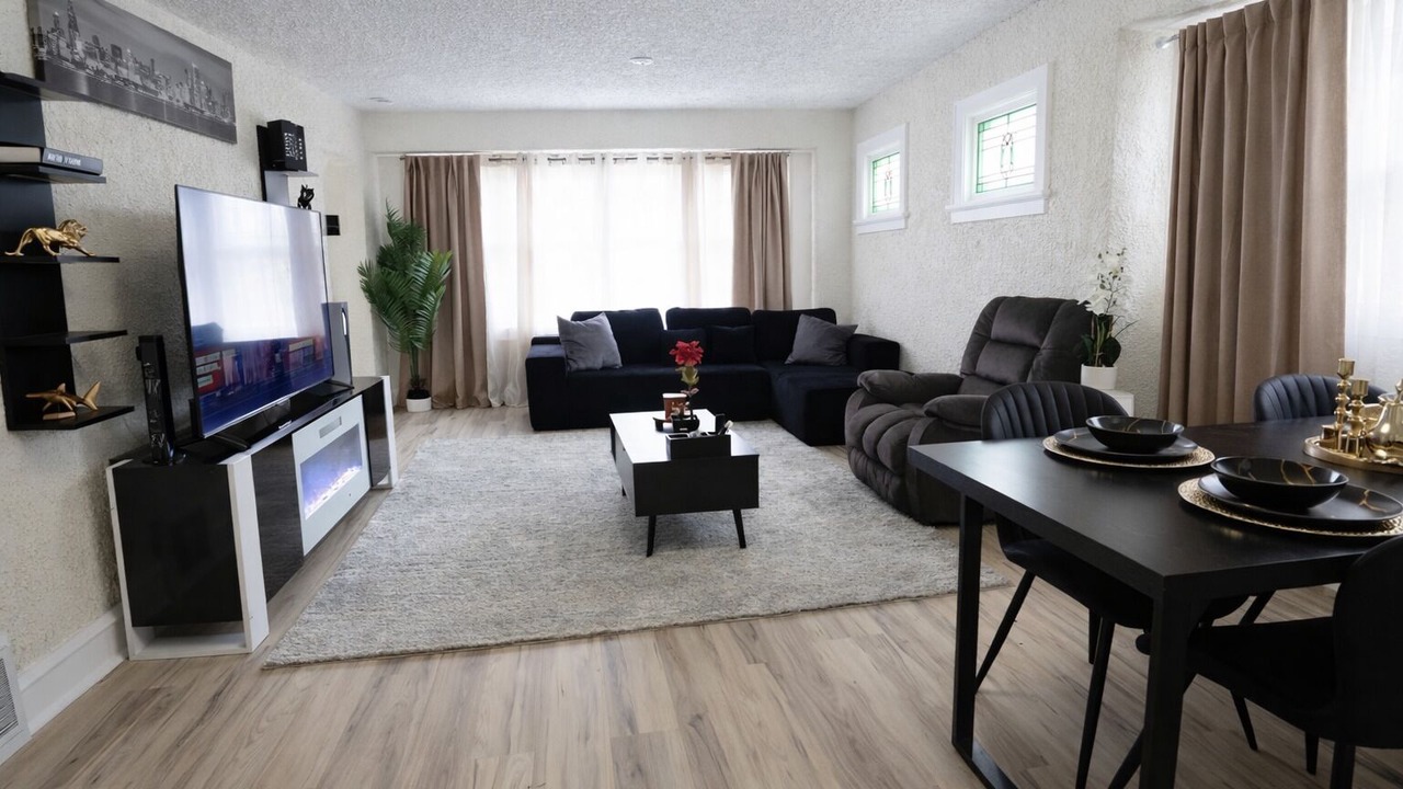 Photo of Livingroom in Milwaukee