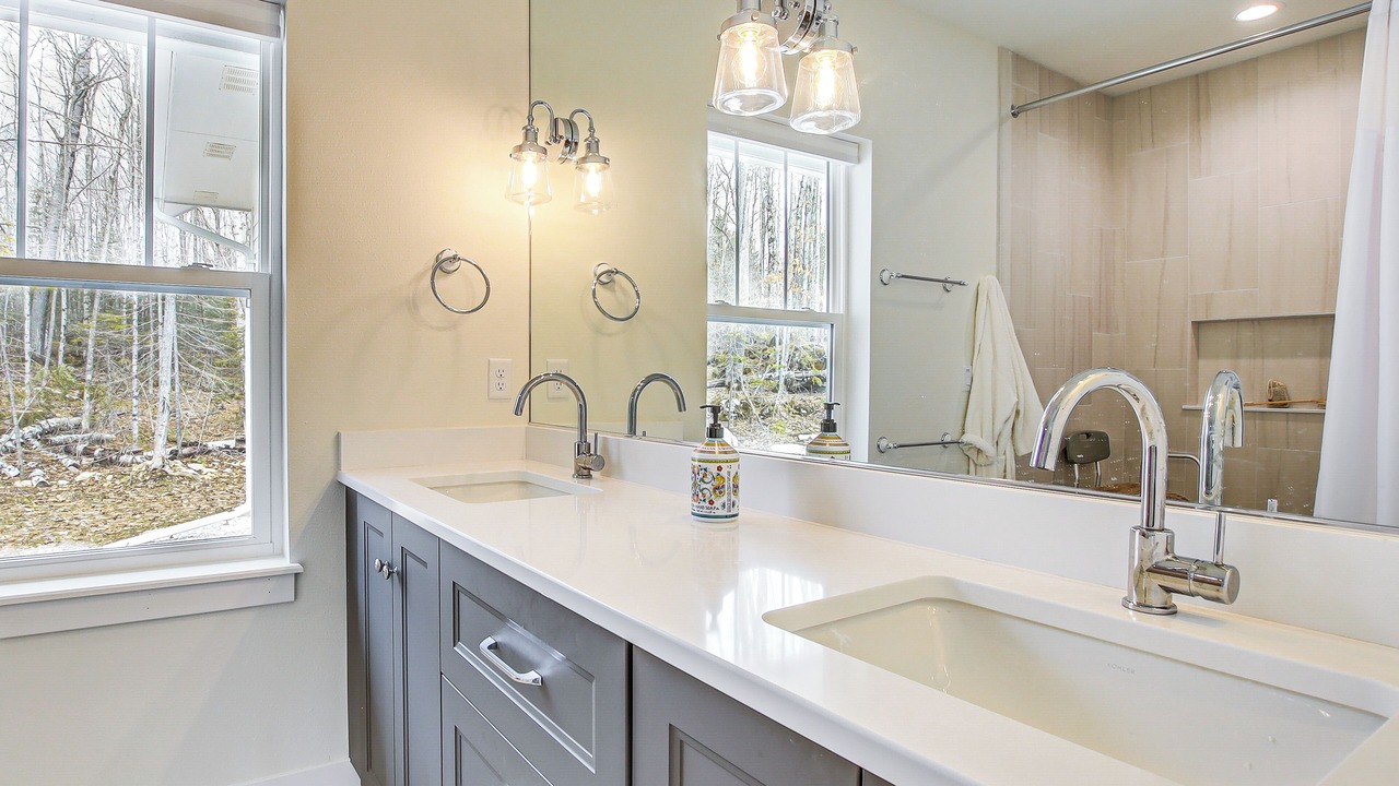 Photo of Bathroom in Baileys Harbor
