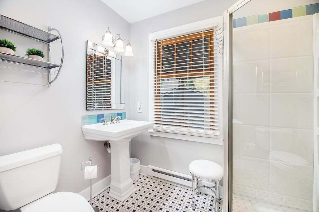 Photo of Bathroom in Union Pier