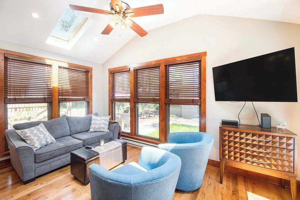 Photo of Livingroom in Union Pier