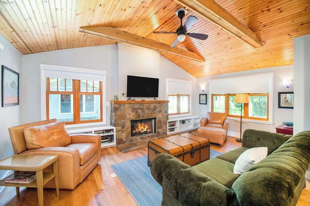 Photo of Livingroom in Union Pier