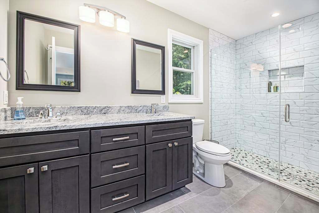 Photo of Bathroom in Lakeside