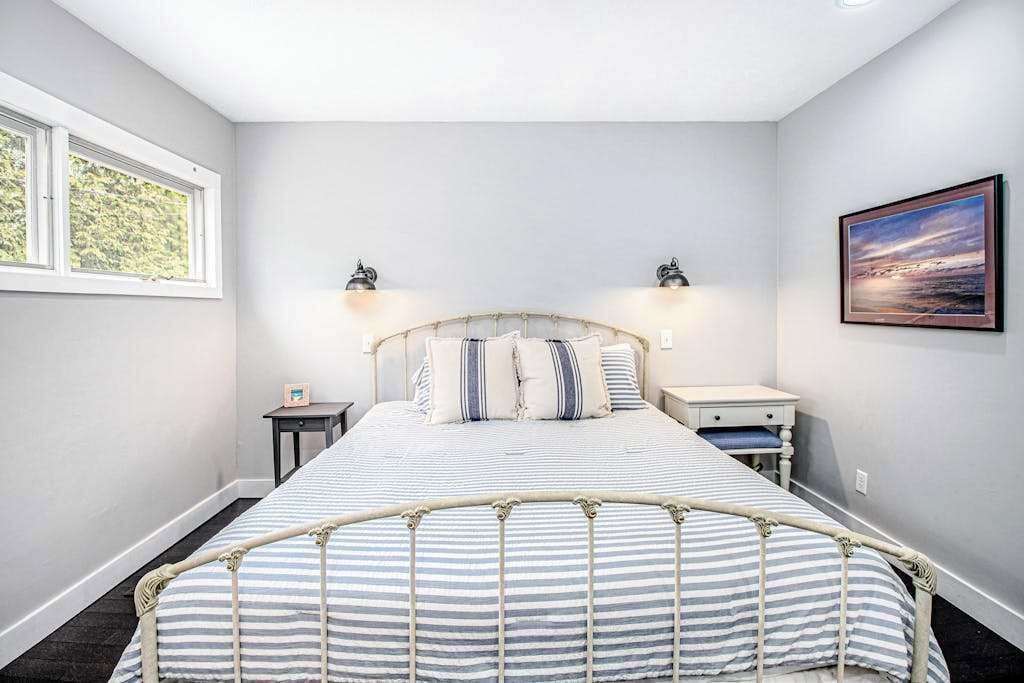 Photo of Bedroom in Lakeside