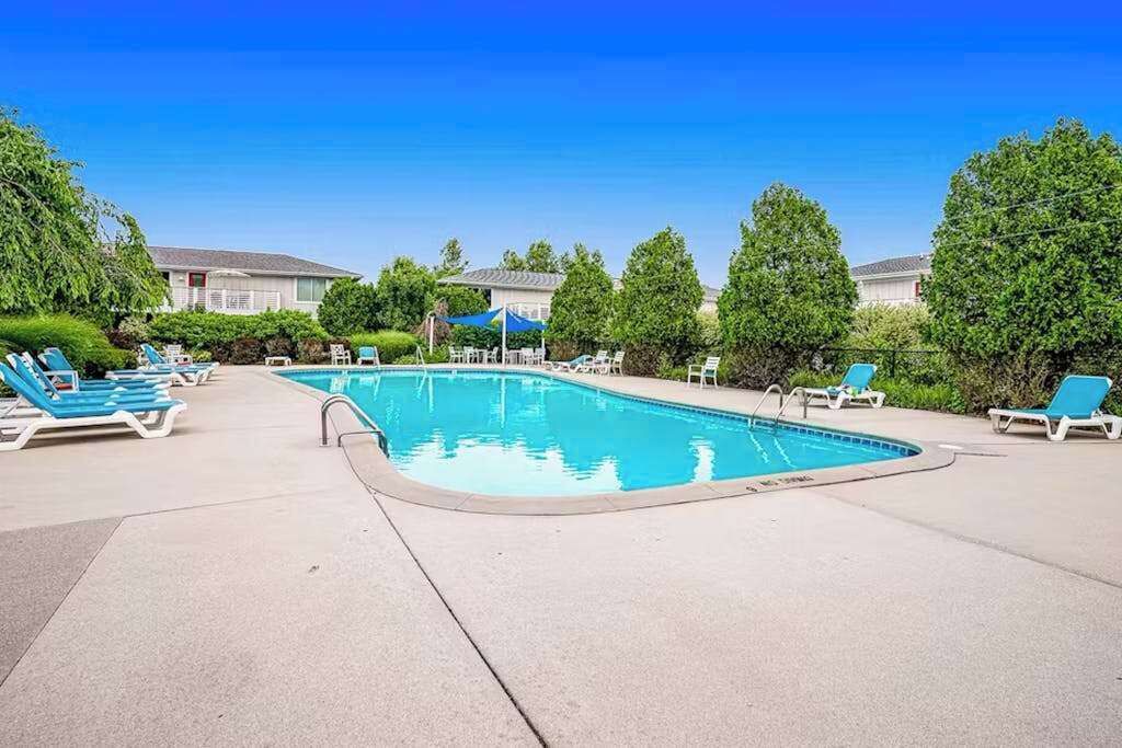 Photo of Outdoor in Douglas